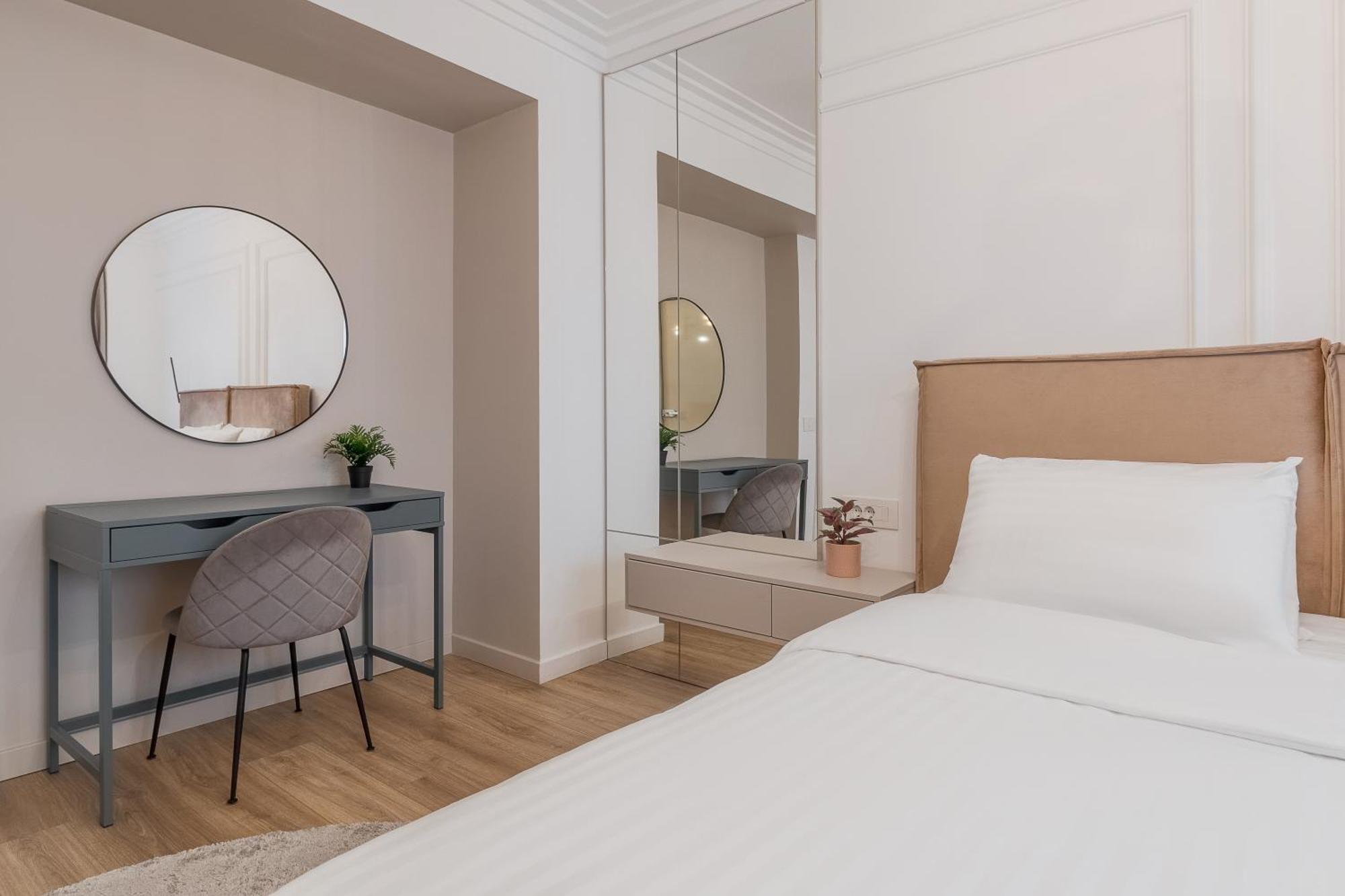 Modern Muse Apartment Орадя Экстерьер фото